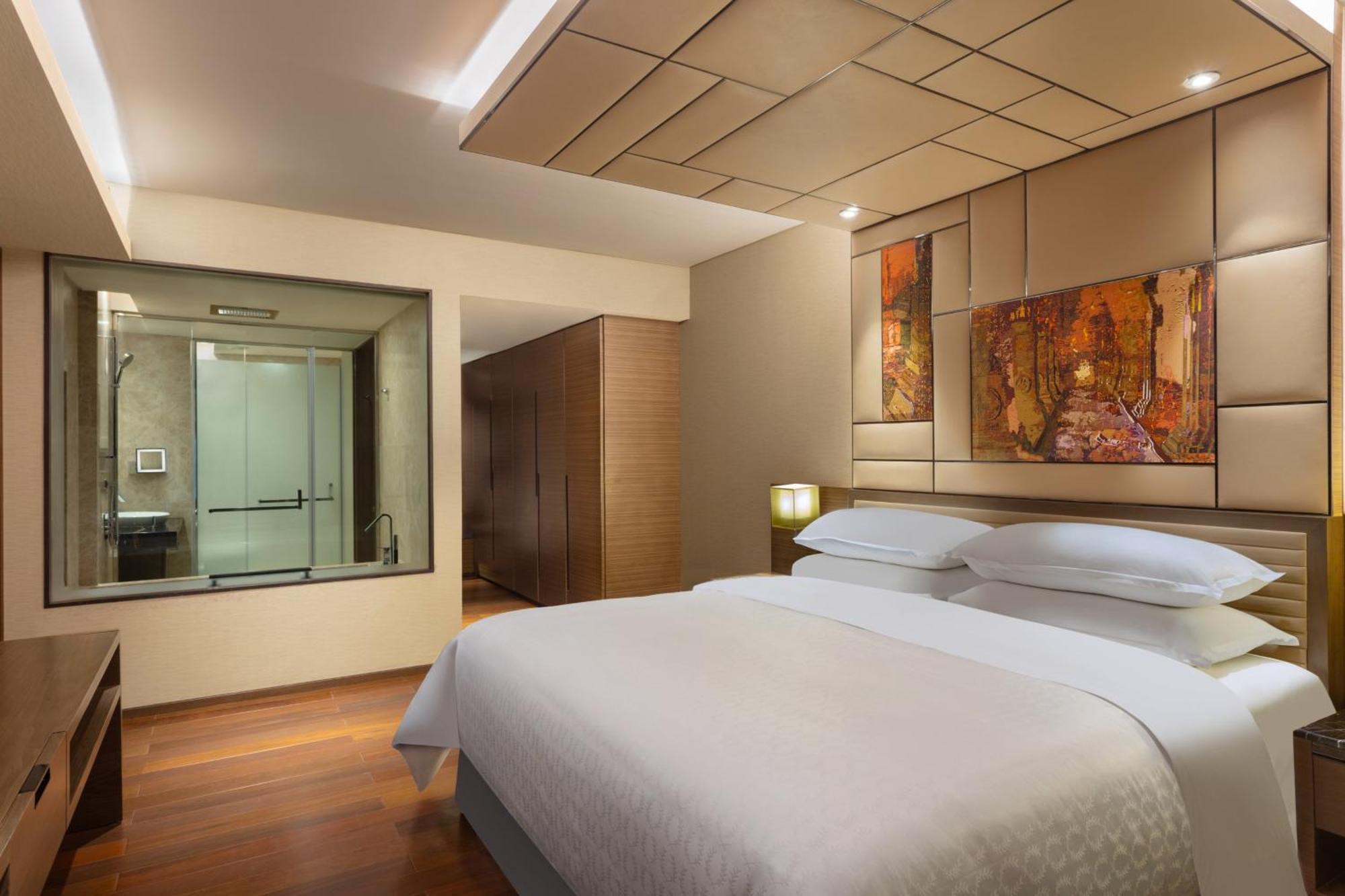 เชอราตัน แกรนด์ เบงกาลูรู ไวท์ฟิลด์ โฮเต็ล แอนด์ คอนเวนชั่น เซ็นเตอร์ Hotel บังกาลอร์ ภายนอก รูปภาพ